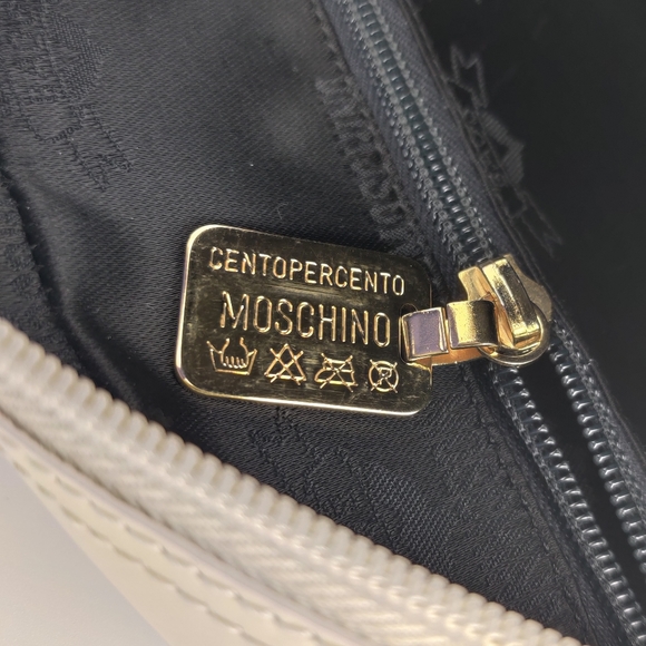 Moschino Vintage Redwall Bag - Picture 9 of 11